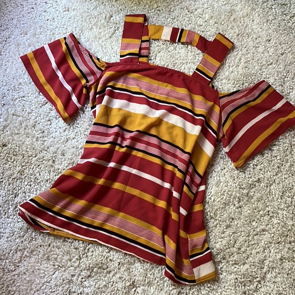 Cold Shoulder Striped Top Sz M - Picture 6 of 9
